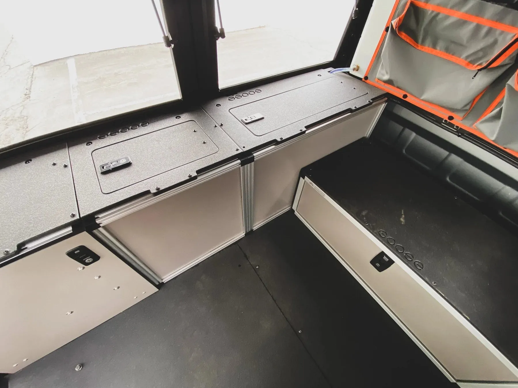 Alu-Cab Alu-Cabin Toyota Tundra 2022-Present 3rd Gen - Front Utility Module - 6'5" Bed
