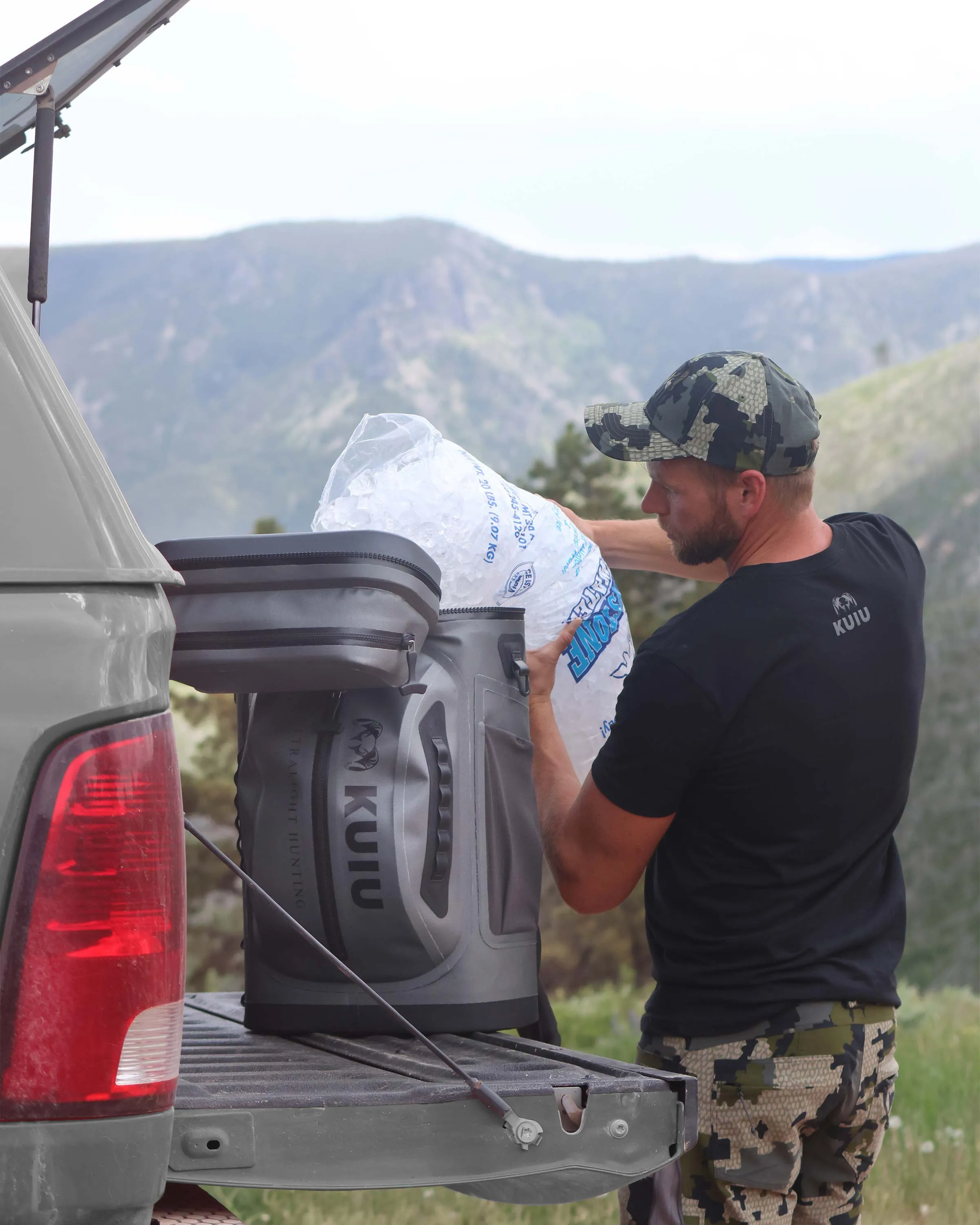 Kodiak 2000 Cooler Backpack | Verde