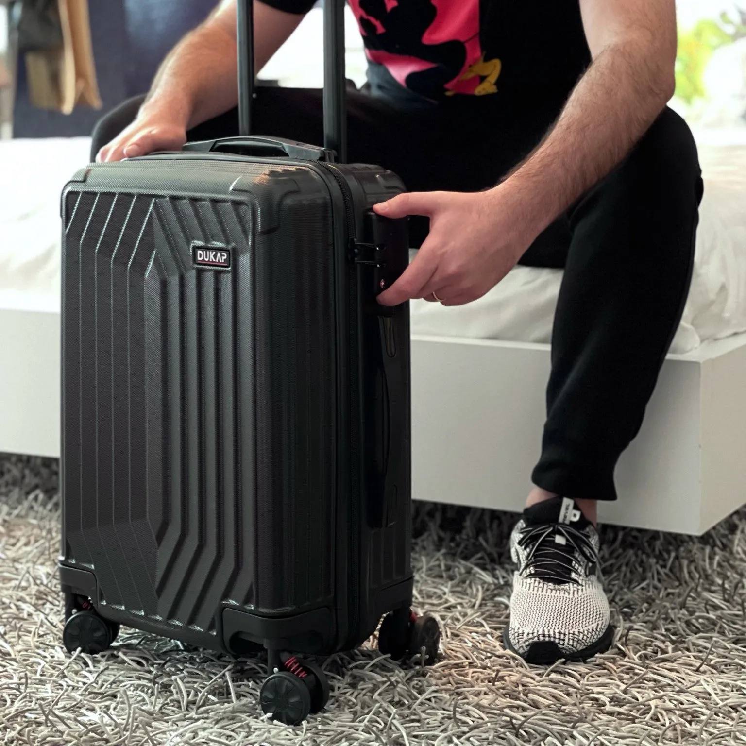 STRATOS 3 Piece Set 20"/24"/28"