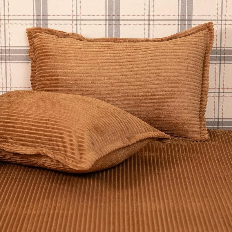 Warm Cosy Bedsheets - Brown